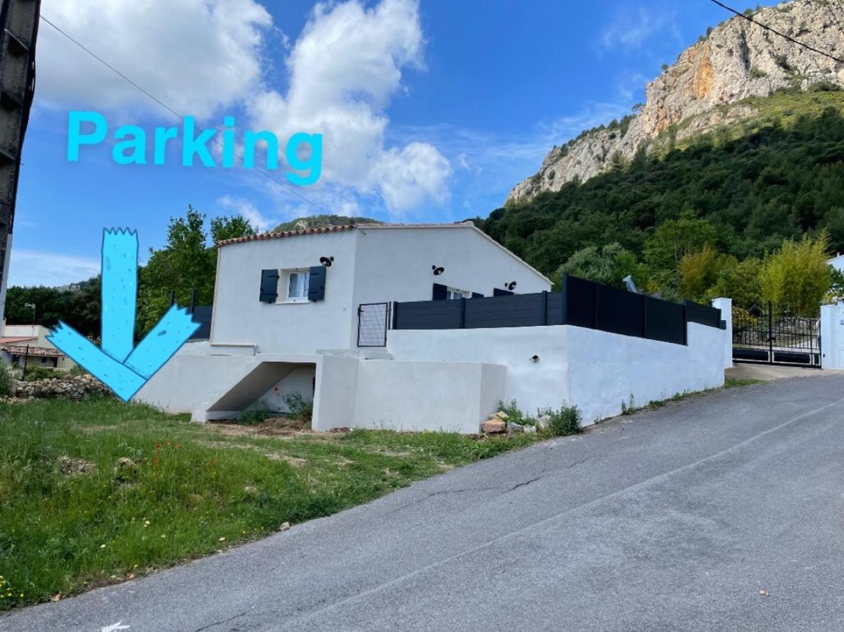 Le Revest-le-Eaux Maison Avec Jardin, Parking Entre Mer Et Montagne 빌라 외부 사진